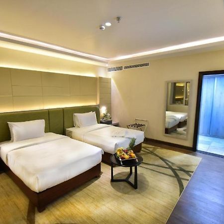 The District Hotel Najran Exterior foto